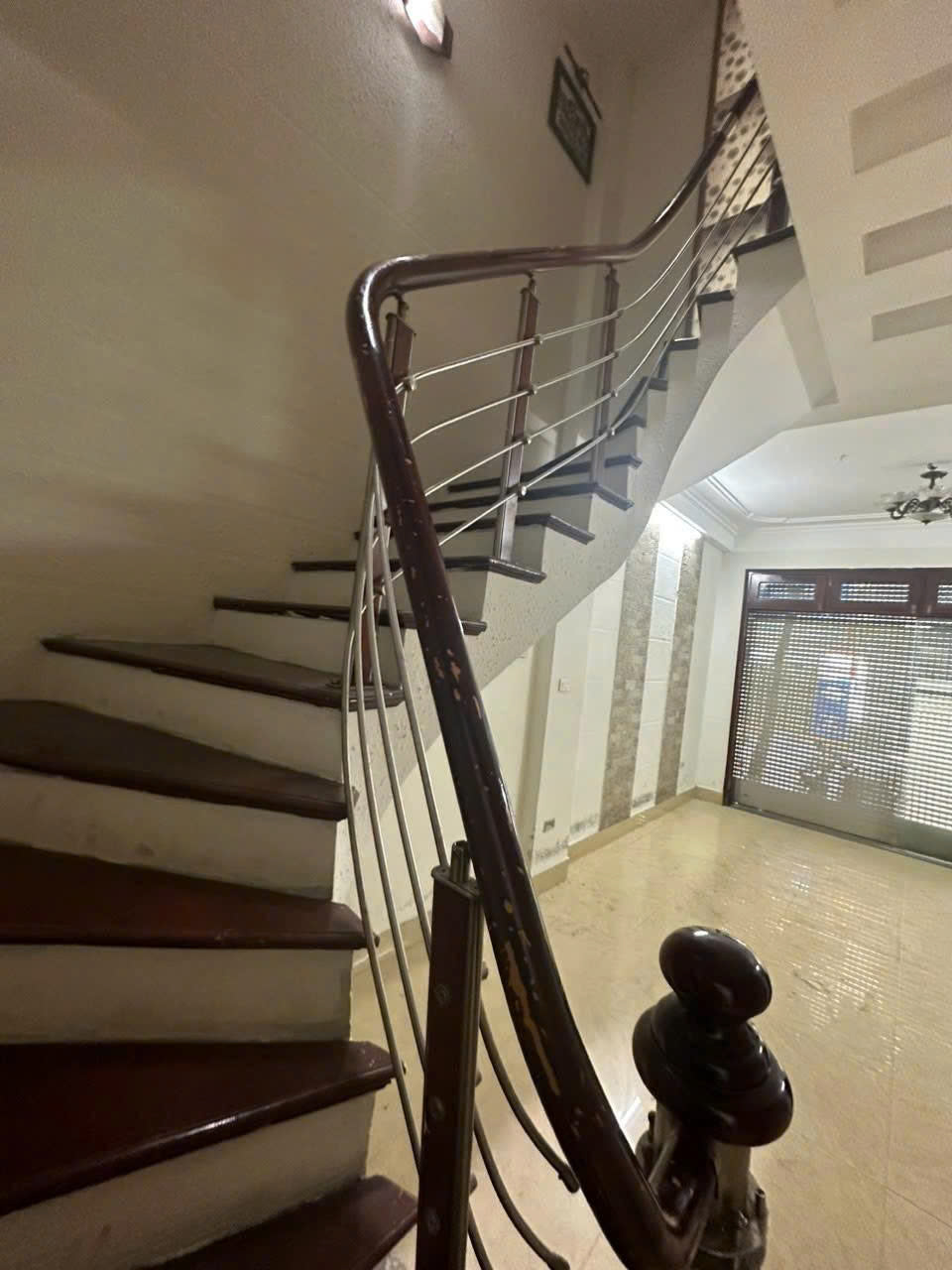 Bán Nhà Đền Lừ 1. 40m2. 5 tầng. mặt tiền 4m. giá 17.9 Tỷ Hoàng Mai Hà Nội 15981251