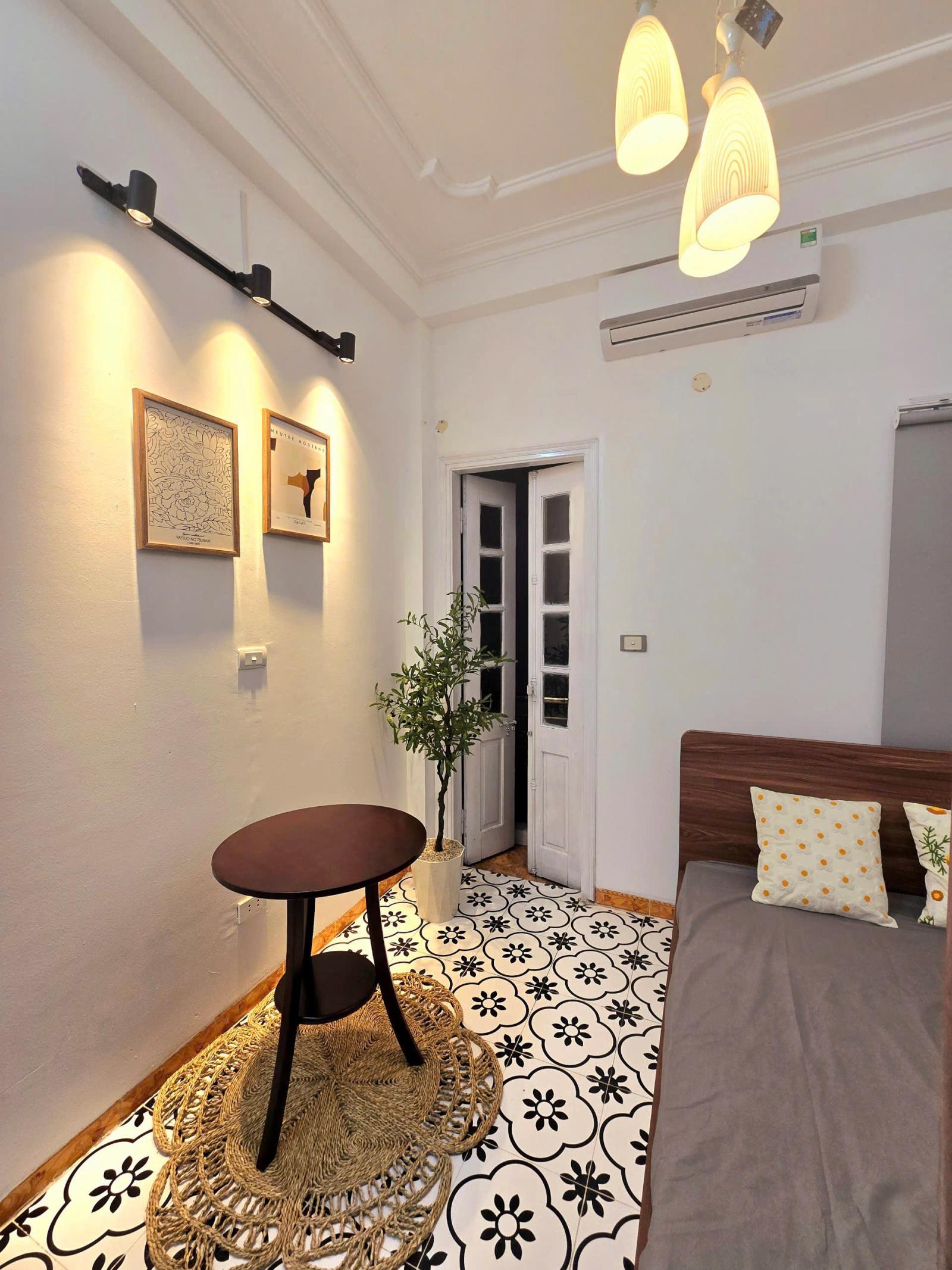 Cho Thuê phòng đẹp thoáng sáng ban công cửa sổ 40 Chính Kinh, Thanh Xuân Ngã Tư Sở 15981272