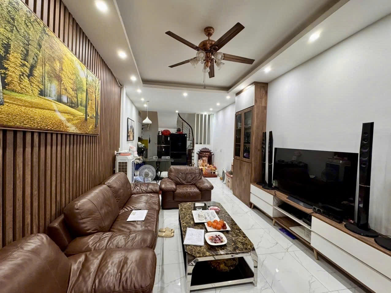 Bán Nhà Thổ Quan 50m2. 5 tầng. mặt tiền 3.8m. giá 17 tỷ Đống Đa Hà Nội 15981274