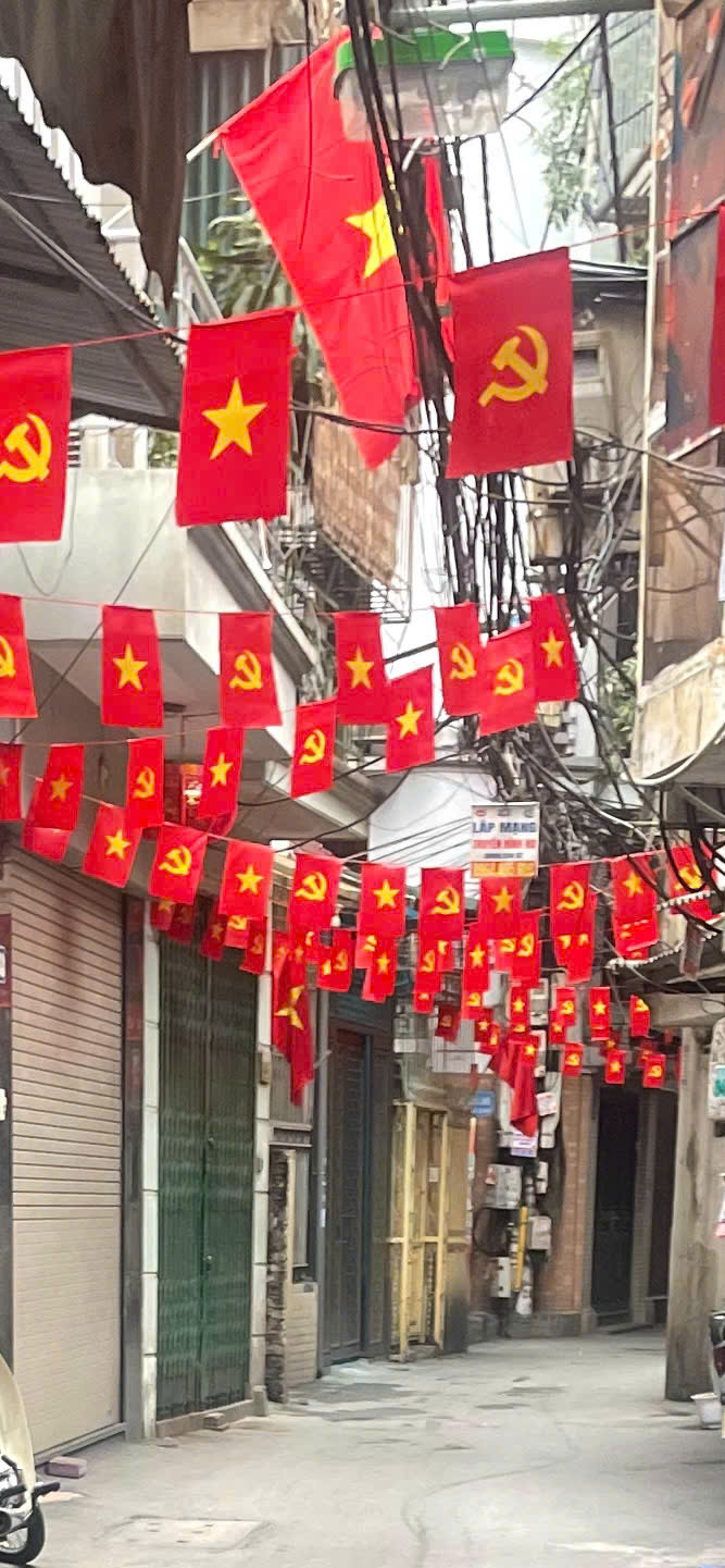 Bán nhà mặt ngõ Thịnh Quang 32/50m2 hơn 6 tỷ oto ngõ thông kinh doanh ở sướng sau quy hoạch ra mặt 15981283