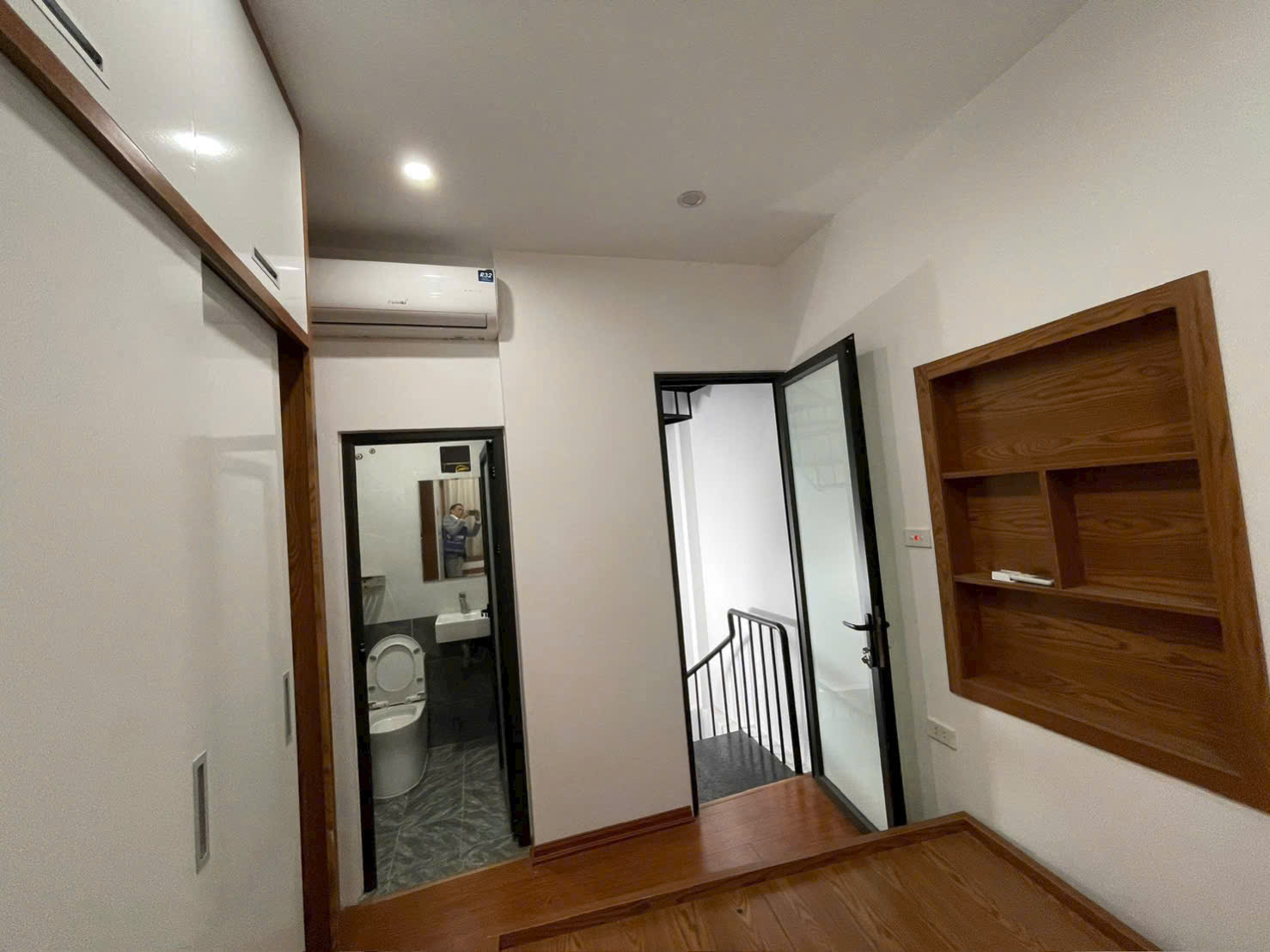 Bán nhà mặt ngõ Thịnh Quang 32/50m2 hơn 6 tỷ oto ngõ thông kinh doanh ở sướng sau quy hoạch ra mặt 15981283