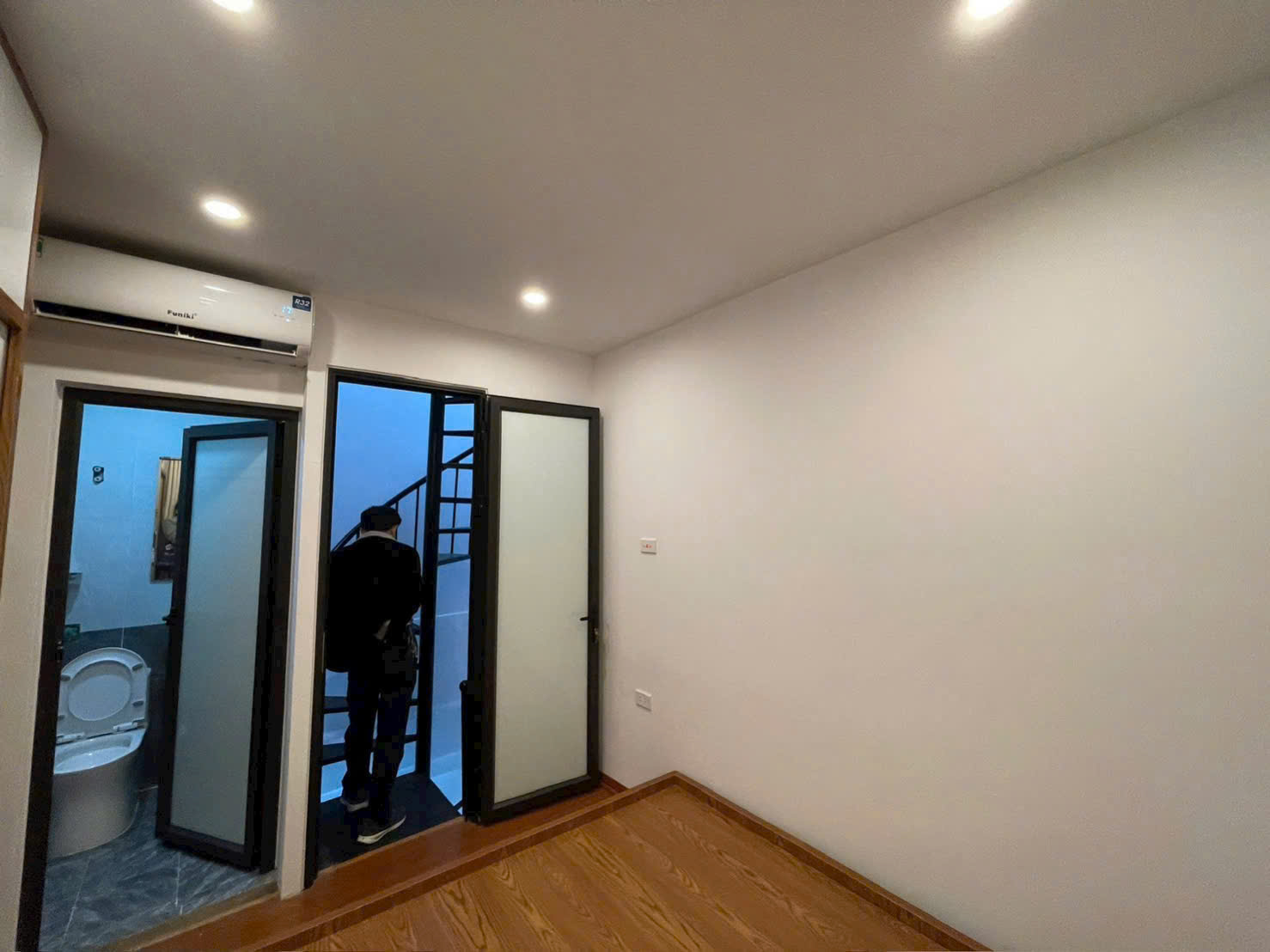 Bán nhà mặt ngõ Thịnh Quang 32/50m2 hơn 6 tỷ oto ngõ thông kinh doanh ở sướng sau quy hoạch ra mặt 15981283