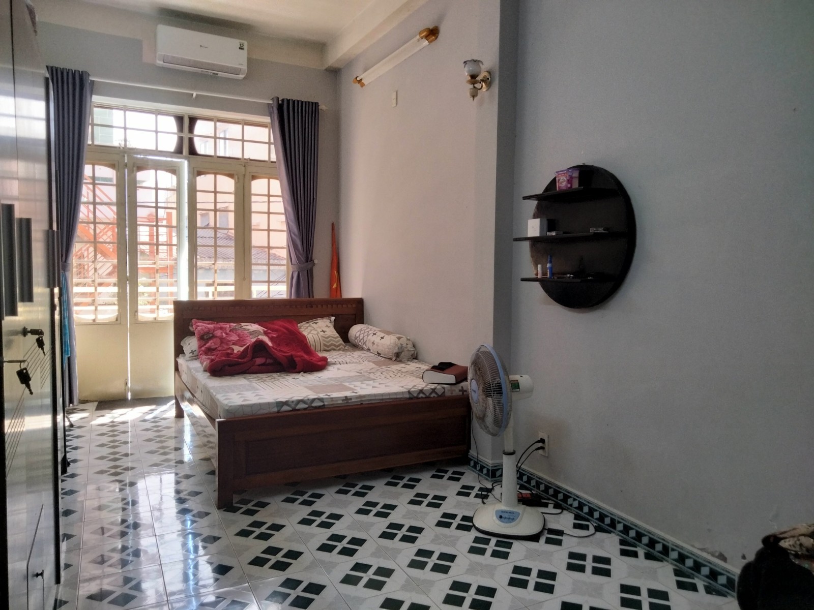 Nhà 3 tầng kiệt ô tô Đống Đa 56m2 giá nhỉnh 6 tỷ, trung tâm Hải Châu tiện ở 15981331