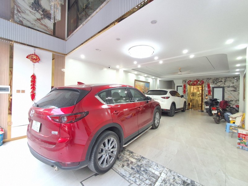 Bán nhà Phố Trạm,Long Biên 8 tầng,95m,mt5.5m oto tránh,kinh doanh nhỉnh 30 tỷ 15981339