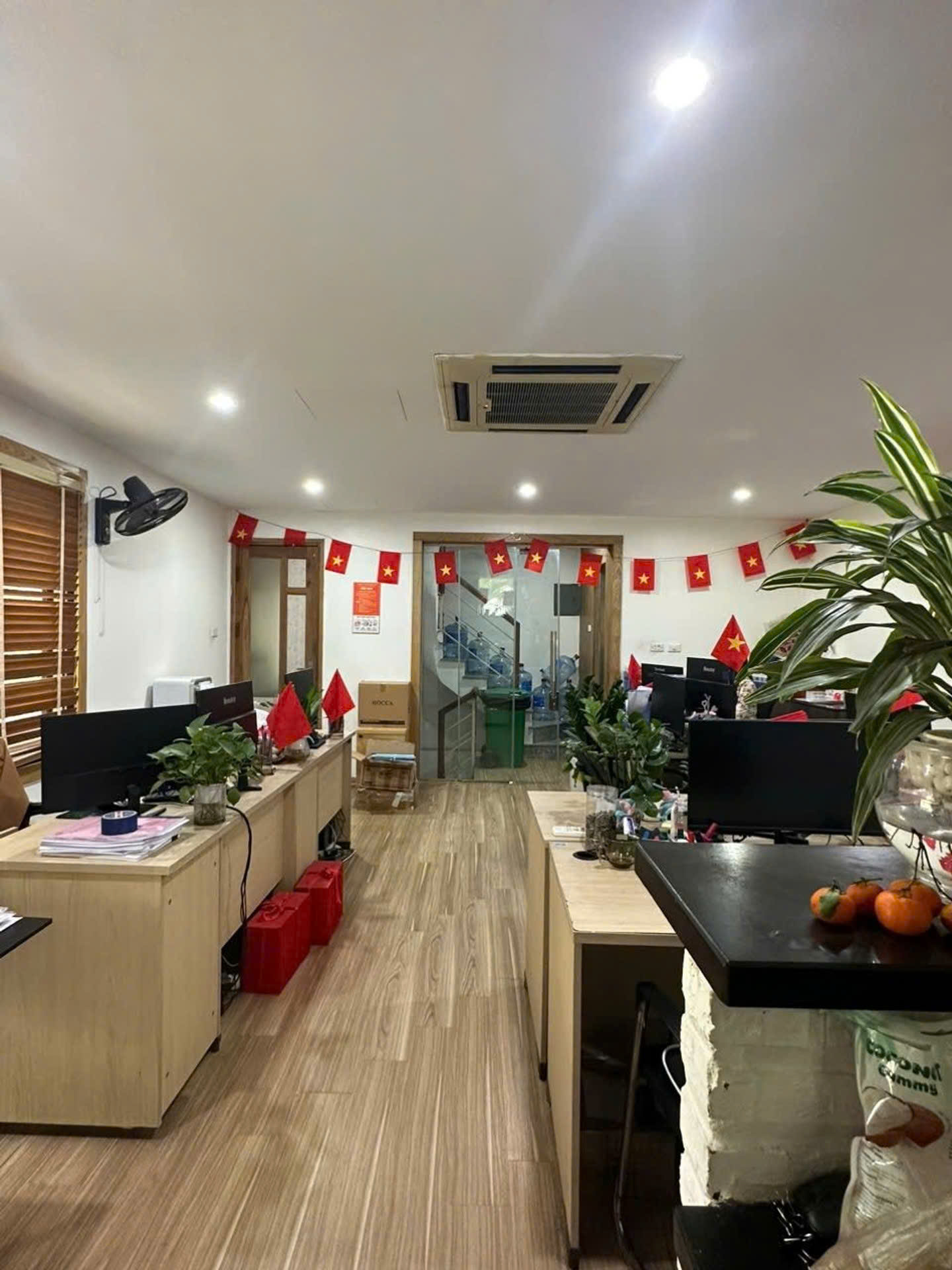 Siêu hiếm, bán nhà mặt phố Trần Quang Diệu, 7 tầng thang máy, 80m, kinh doanh, chỉ 48 tỷ 15981388