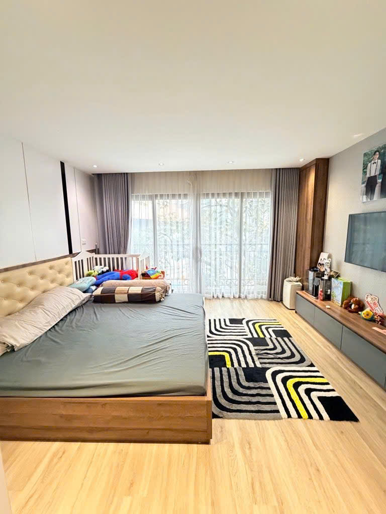 Hiếm, bán apartment Võng Thị, ô tô thang máy, chỉ 22 tỷ 15981393