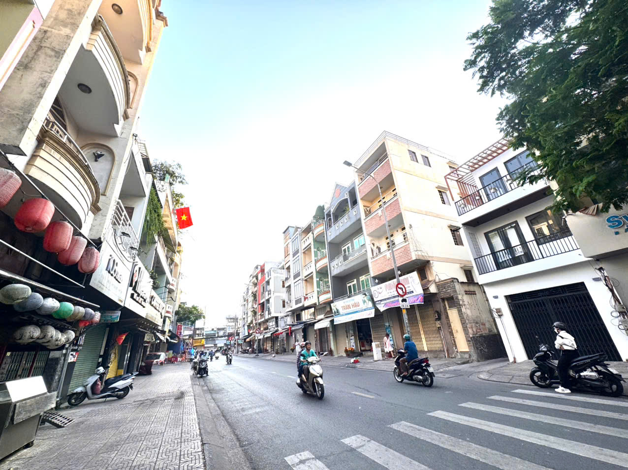 BÁN NHÀ 2 MẶT TIỀN KD Đ.CÁCH MẠNG THÁNG 8 & ĐỖ THỊ LỜI, QUẬN 3 - DT VUÔNG ĐẸP 4M*15M FULL THỔ - CHỈ 15981399