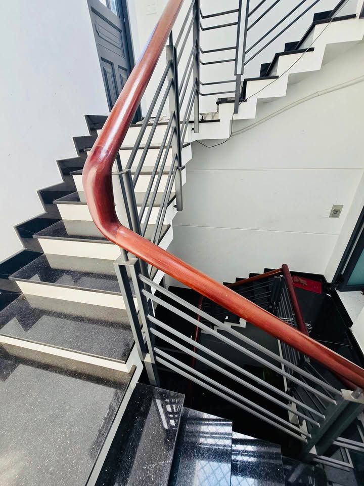 TÂN HƯƠNG – KHU PHÂN LÔ CAO TẦNG – 5 TẦNG 6PN – 60M VUÔNG A4 CHỈ 8.X 15981406