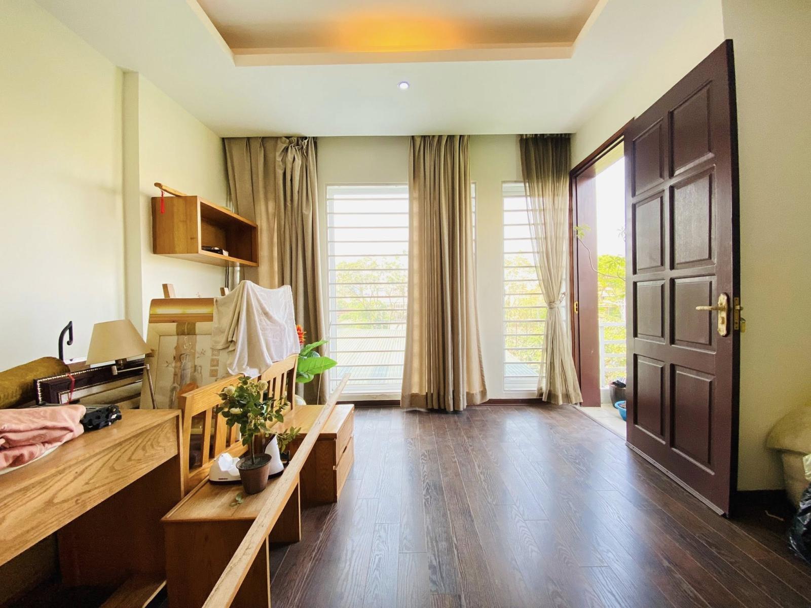 NHÀ NGÕ 201, TRẦN QUỐC HOÀN, CẦU GIẤY-PHÂN LÔ-Ô TÔ-KD: 41/50M X5T, MT 4M, GIÁ 23,5 TỶ. 15981441