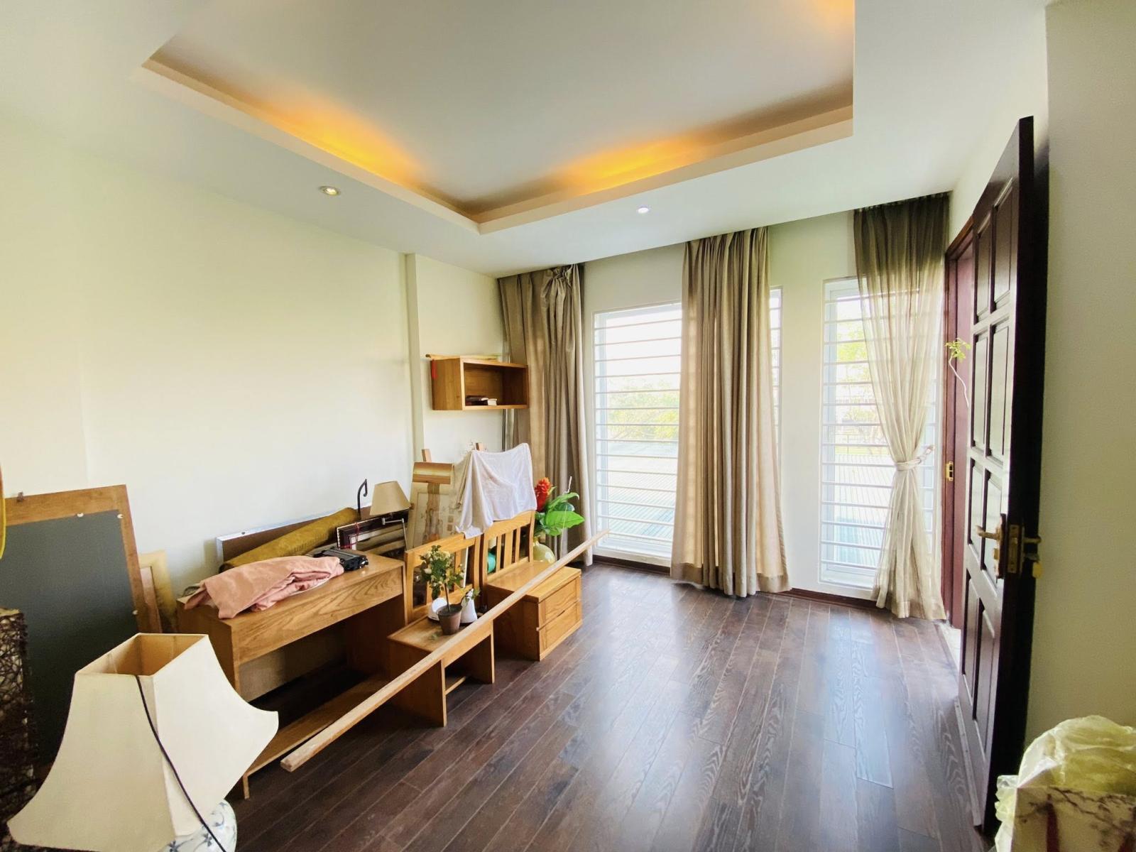 NHÀ NGÕ 201, TRẦN QUỐC HOÀN, CẦU GIẤY-PHÂN LÔ-Ô TÔ-KD: 41/50M X5T, MT 4M, GIÁ 23,5 TỶ. 15981441