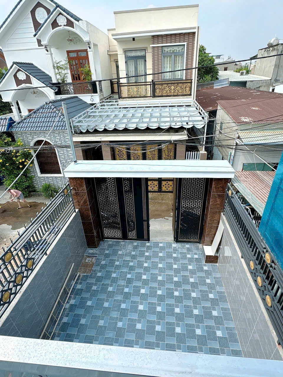 BÁN nhà 1 trệt 1 lầu sổ riêng thổ cư. Có 4 phòng ngủ. 15981452