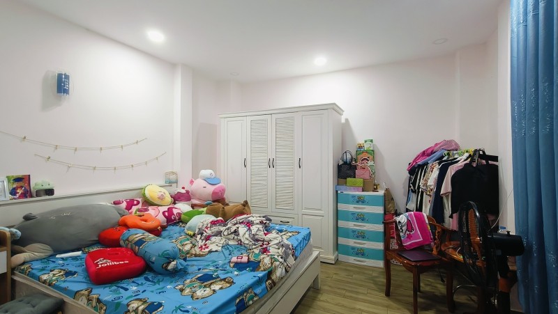 Bán nhà đường 109. Phước Long B,  Q9, Thủ Đức, TP HCM. DT 58m2, 4PN, sổ hồng. Giá  6.75  tỷ. 15981462