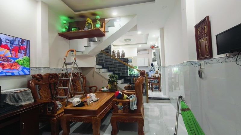 Bán nhà đường 109. Phước Long B,  Q9, Thủ Đức, TP HCM. DT 58m2, 4PN, sổ hồng. Giá  6.75  tỷ. 15981462