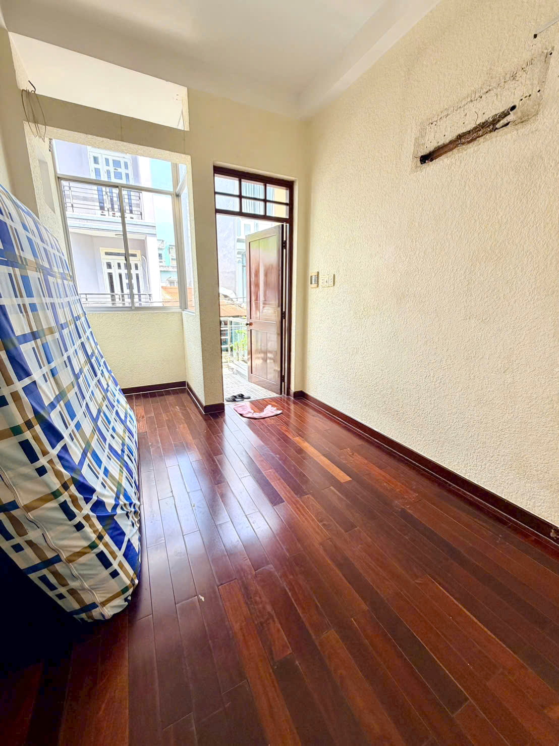 Nhà hẻm 6m oto thông nhiều hướng Nguyễn Duy P10Q8 (P.Chánh Hưng) 15981476