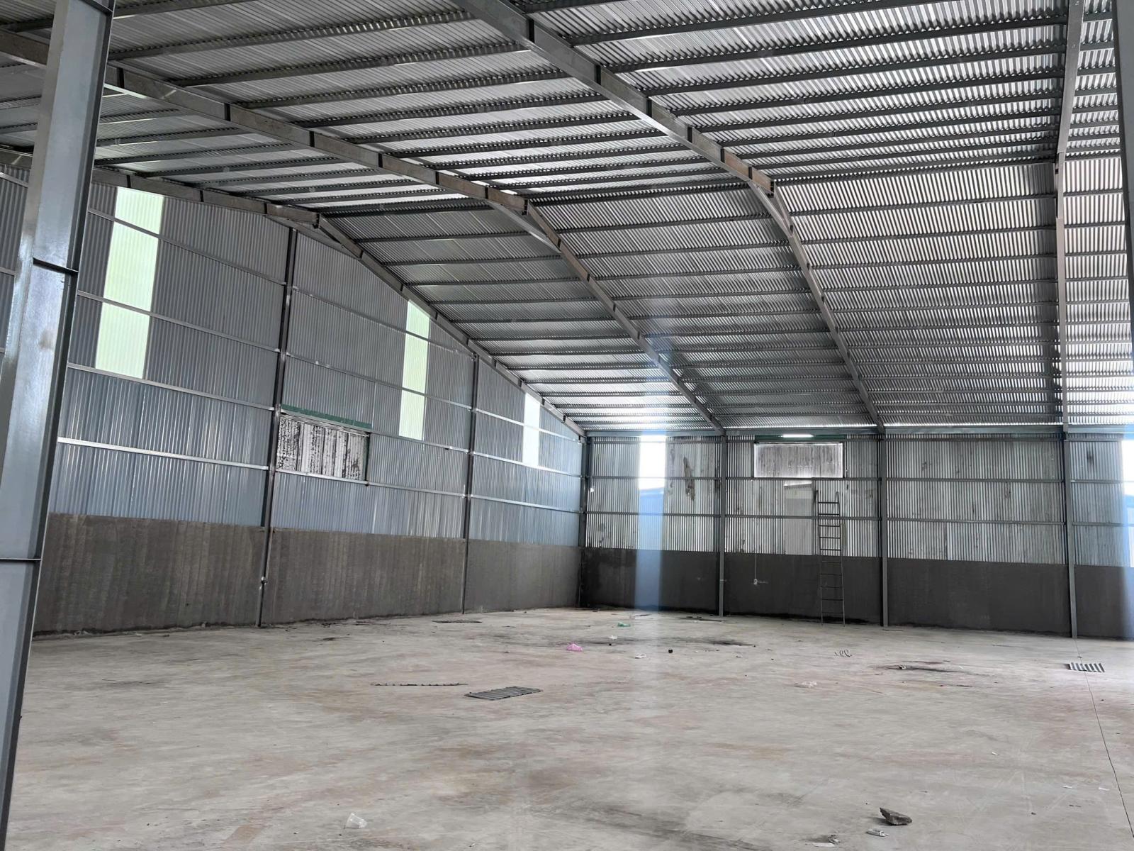 XN133 nhà xưởng xây dựng kiên cố, dễ tuyển nguồn LDPT, trống xưởng bàn giao liền 15981480