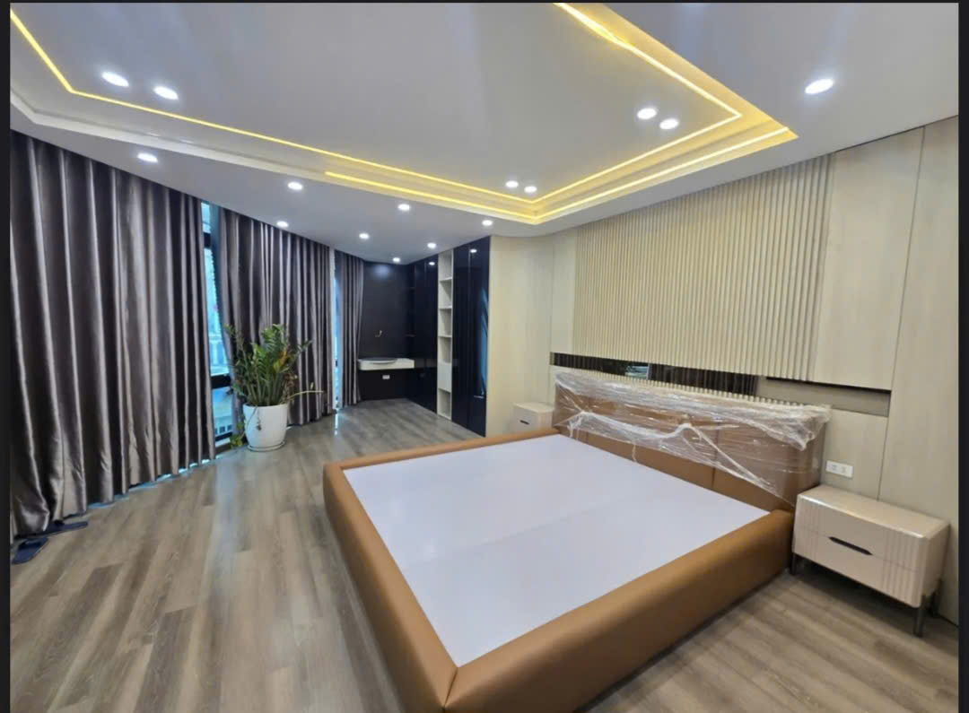 BÁN NHÀ BA ĐÌNH - ĐỘI CẤN  PHÂN LÔ Ô TÔ TRÁNH - MẶT TIỀN RỘNG 15981489