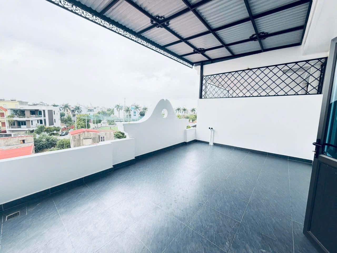 NHÀ ĐẸP- GIÁ TỐT CHÍNH CHỦ CẦN BÁN NHANH căn nhà 4 tầng tại quận Hải An , tp Hải Phòng 15981520