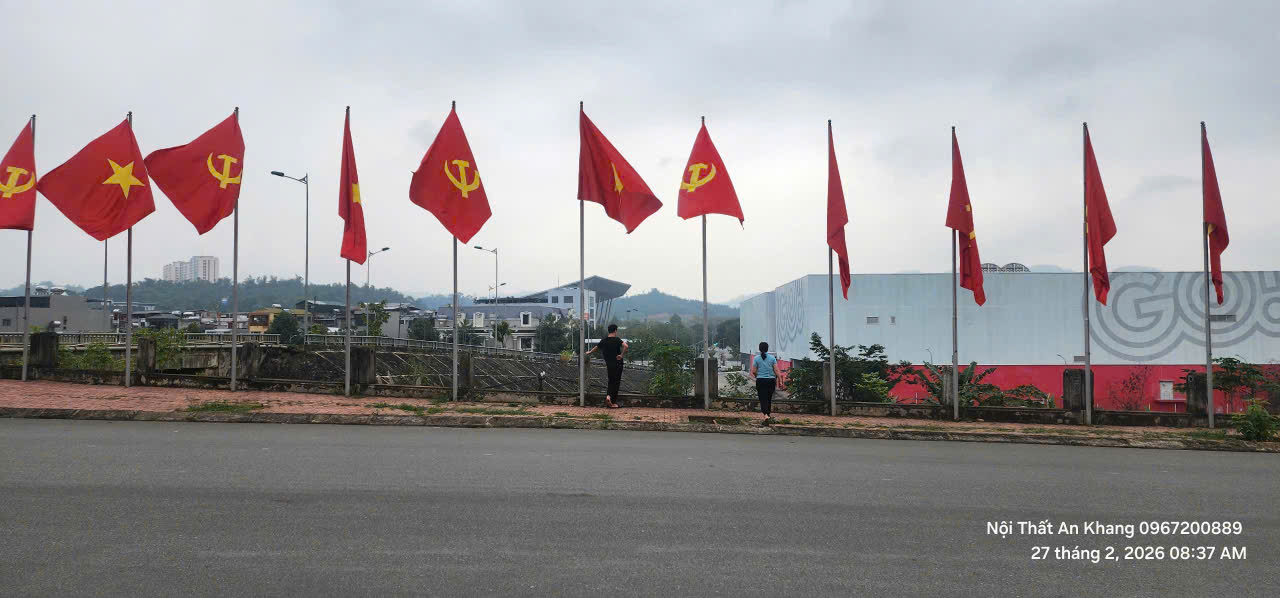 Bán lô đất 82,5m2 Thuộc Bắc Lệnh - Lào cai ( Đất Dự Án Công Ty Minh Đức - Lô Số 03 Đường H2 Tiểu 15981523