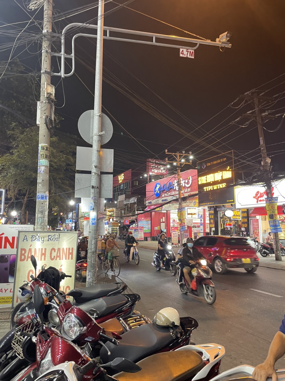 Bán nhà mặt tiền 1 trệt 4 lầu 9x25m giá 34 tỷ Nguyễn Ảnh Thủ 15981529