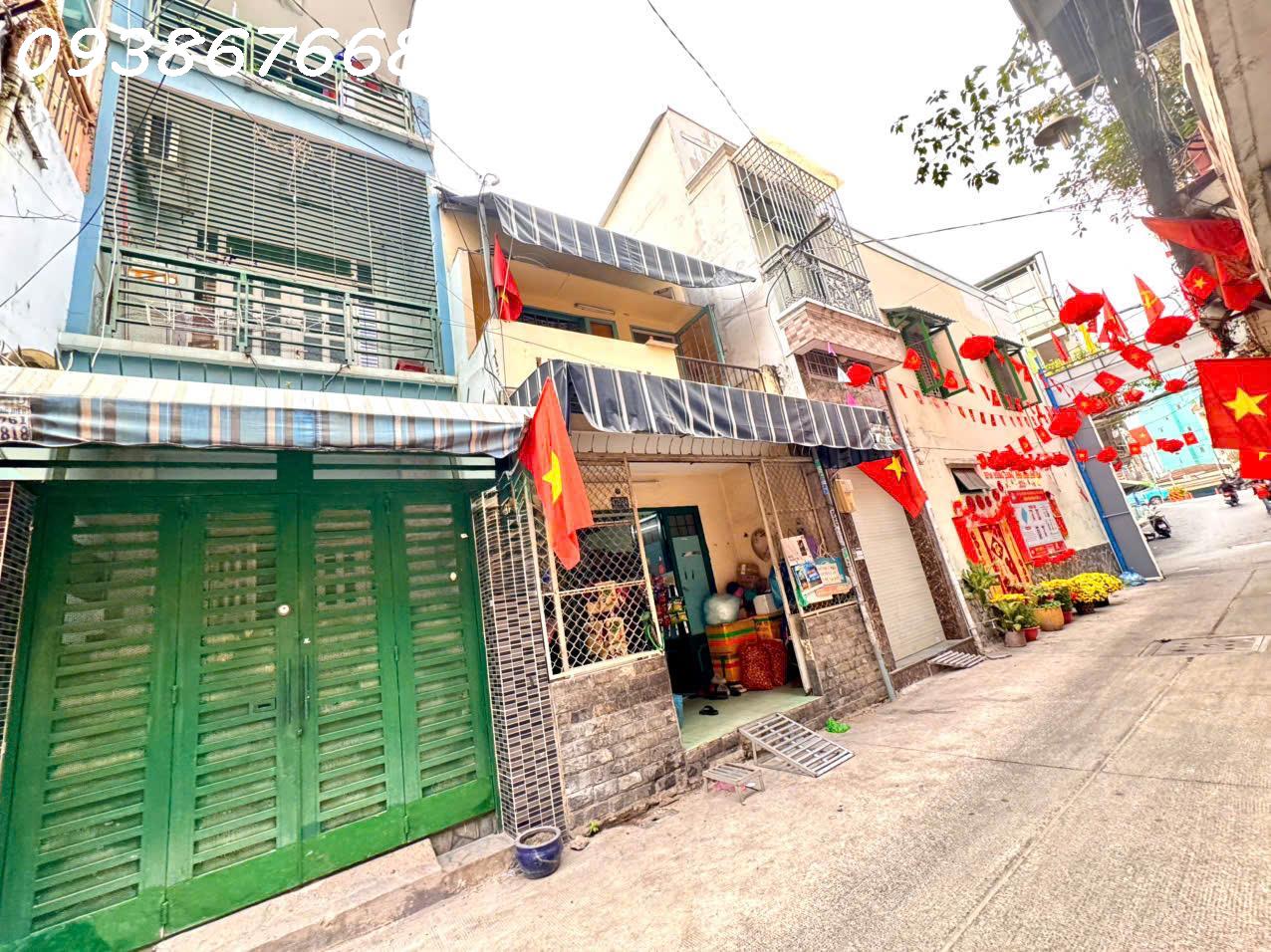 BÁN NHÀ 3 TẦNG MẶT TIỀN HẺM XE TẢI Đ.HAI BÀ TRƯNG, QUẬN 3 - DT 64M2 - NHÀ 2 MT TRƯỚC SAU THOÁNG- 15981535