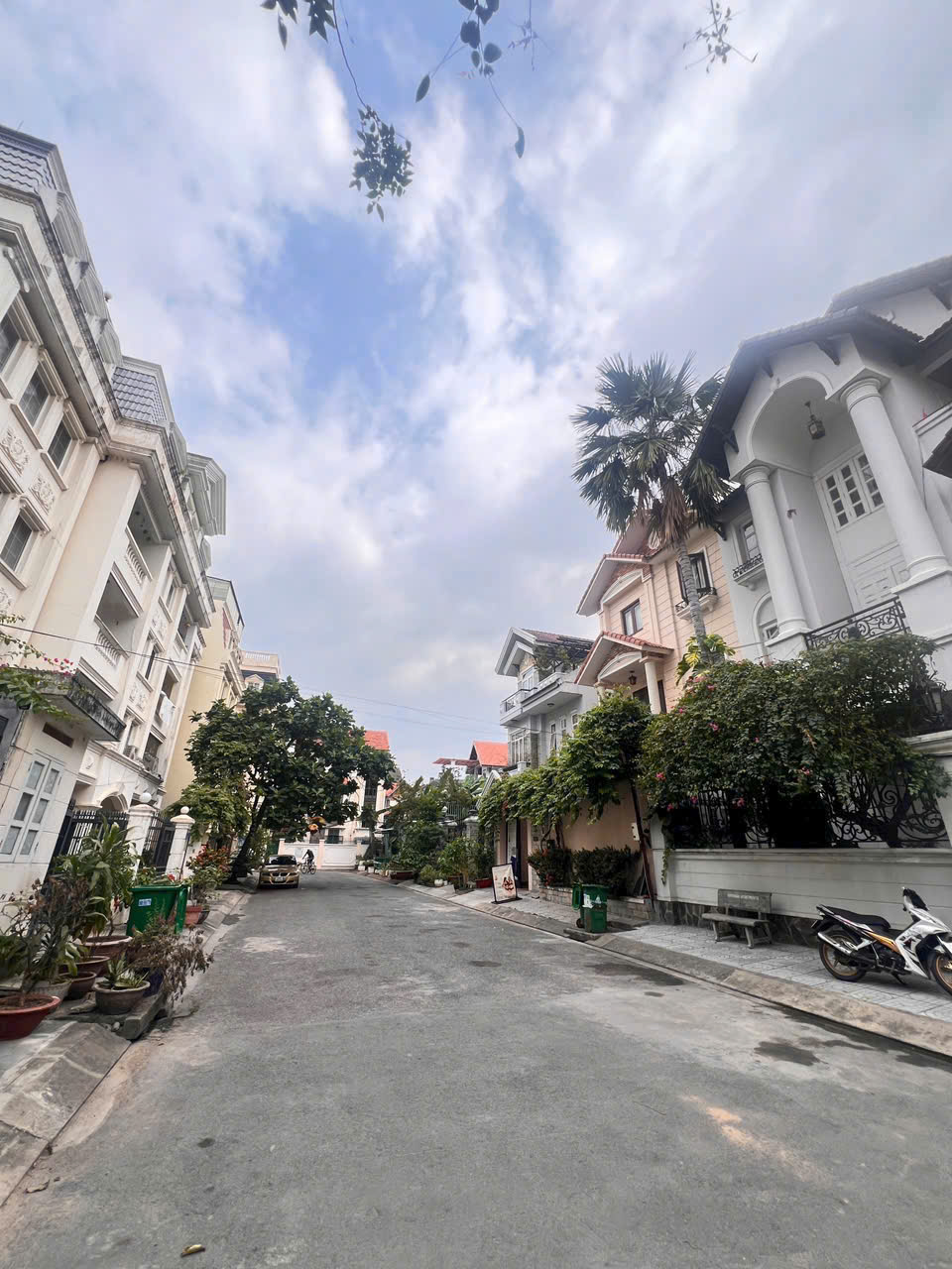 Bán Biệt Thự Thảo Điền Quận 2 Giá tốt nhất duong 64 , 15981539