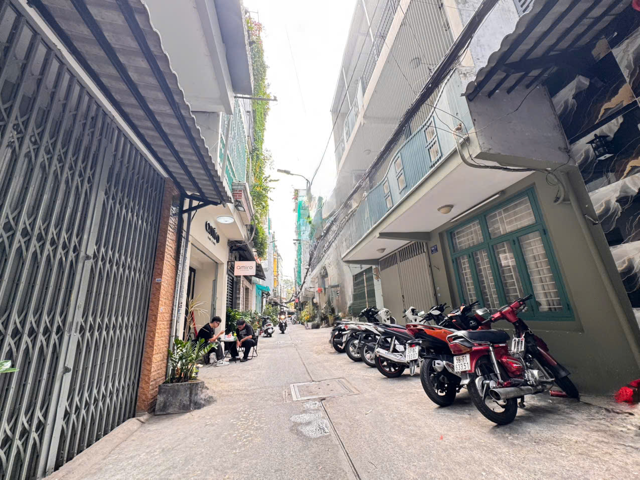 HIẾM NGANG LỚN 6M*8,5M - BÁN NHÀ 4 TẦNG XE HƠI NGỦ TRONG NHÀ Đ.VÕ VĂN TẦN, QUẬN 3 - NGAY GÓC CMT8 - 15981542