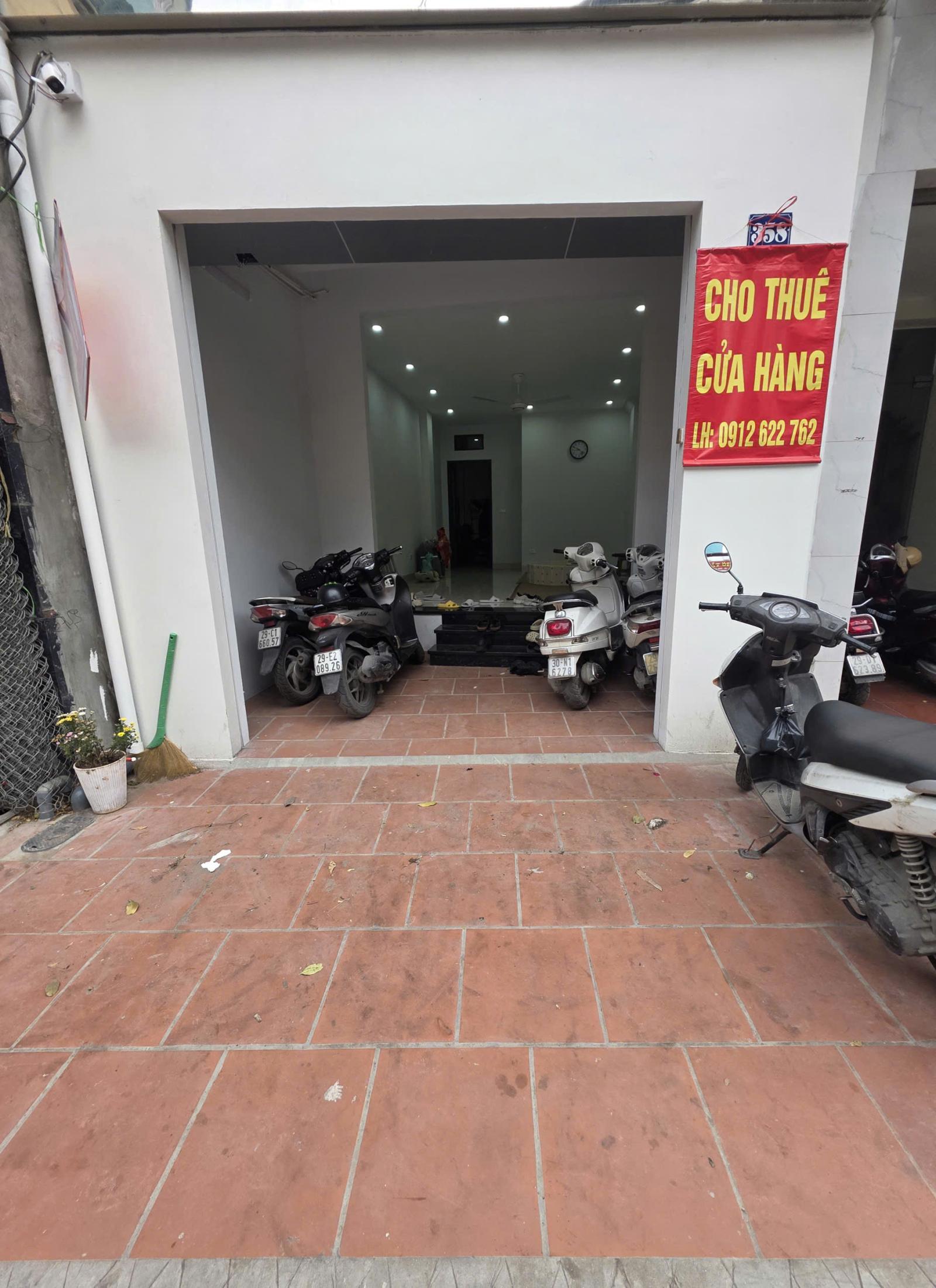 CHÍNH CHỦ CHO THUÊ MẶT BẰNG KINH DOANH - MẶT PHỐ HOÀNG HOA THÁM 15981548