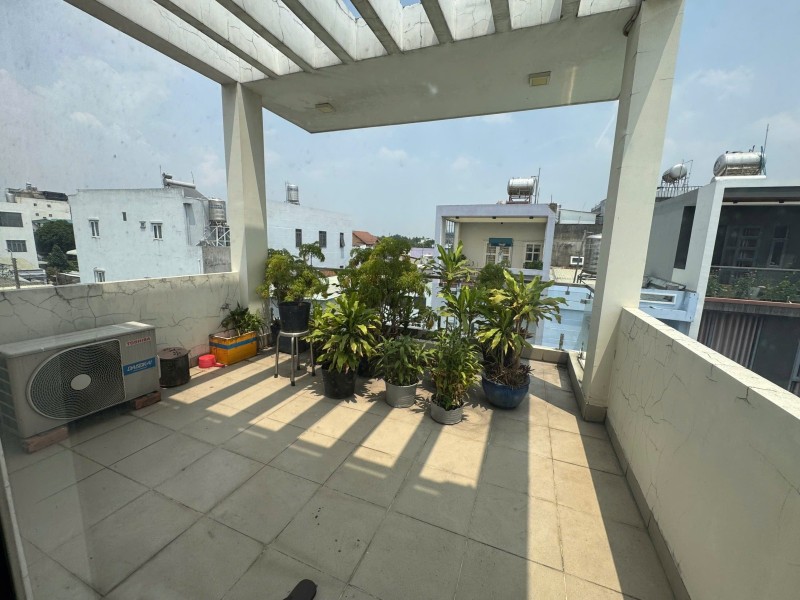 Bán nhà đường số 6, Linh Xuân, Thủ Đức, TP HCM. DT 104m2 , 4 tầng. Giá  - 6.95 tỷ. 15981558