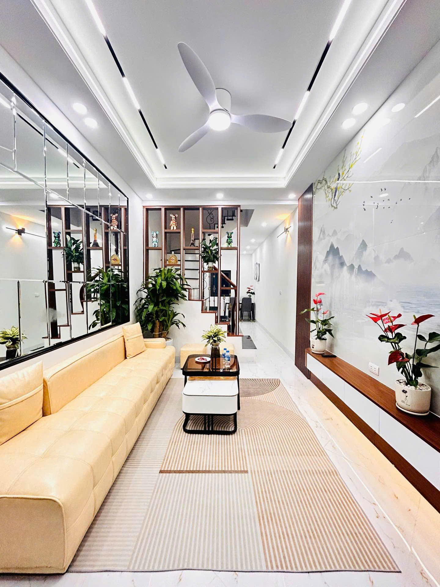 BÁN NHÀ Ở PHỐ QUAN NHÂN, NHÀ ĐẸP FULL NỘI THẤT 15981611