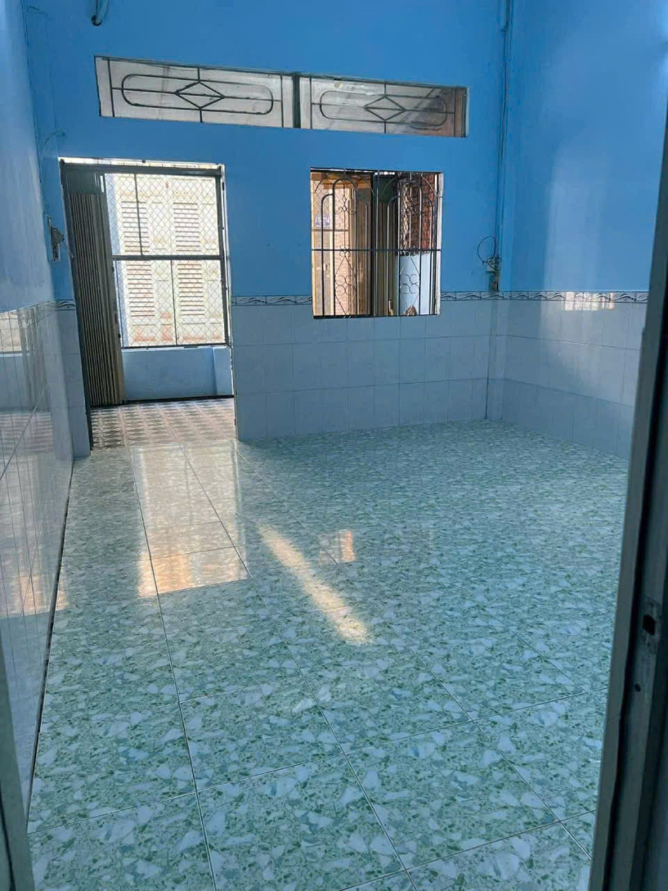 Cho thuê nhà nguyên căn 1 trệt 1 lửng kế bê cvpm quang trung q12  15981651