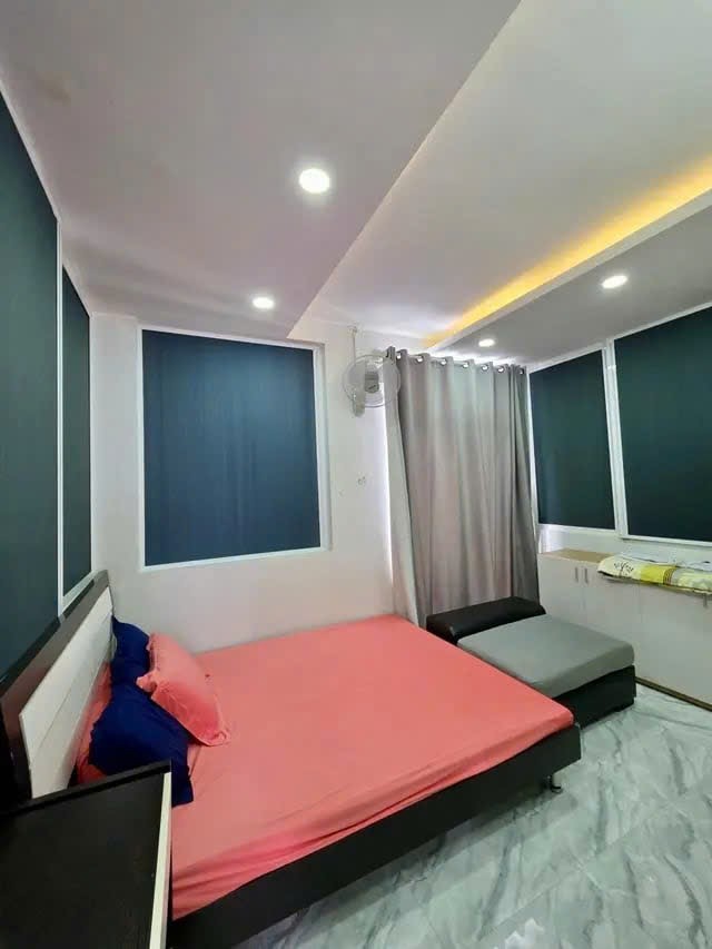 NHÀ 5 TẦNG BTCT ĐƯỜNG BÌNH THỚI - HẺM XE TẢI - SÁT MẶT TIỀN - NGANG 4X10 - 3 PHÒNG KHÉP KÍN - GIÁ 8.5 TỶ TL Zalo: 0909801083 ( 林全丰）  15981660