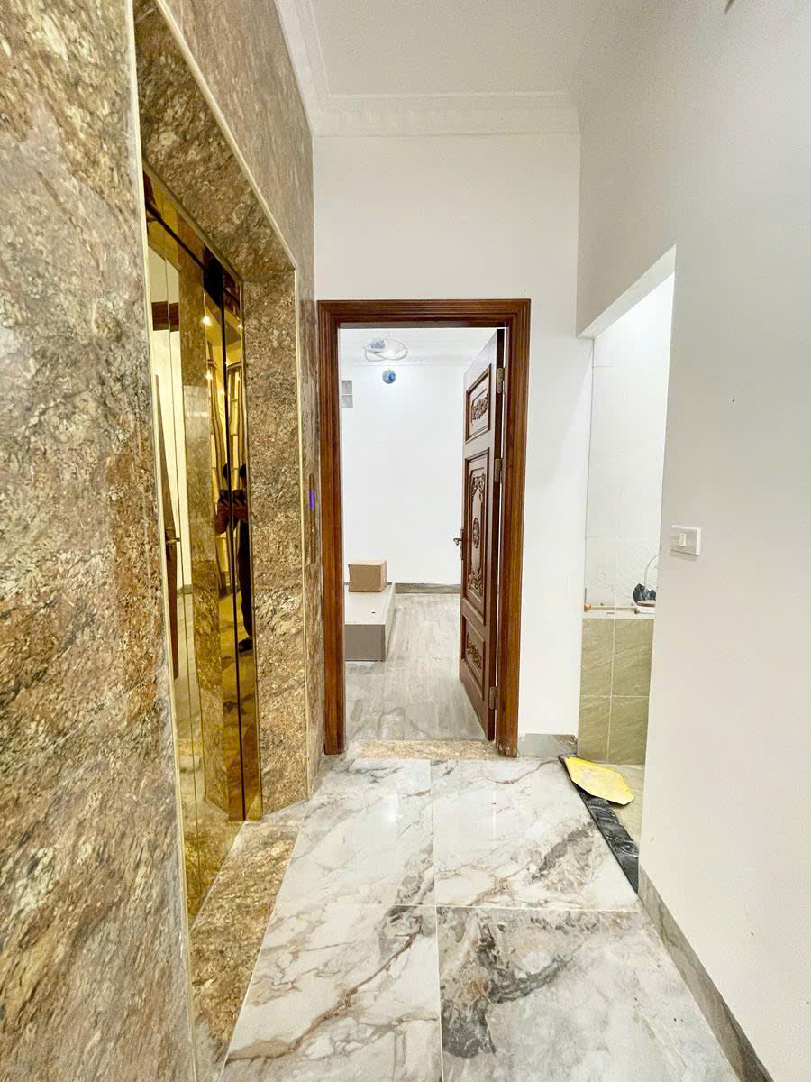 BÁN NHÀ VĂN CAO Ô TÔ, THANG MÁY 60M 6 TẦNG MẶT TIỀN 4,5M 19 TỶ 15981661