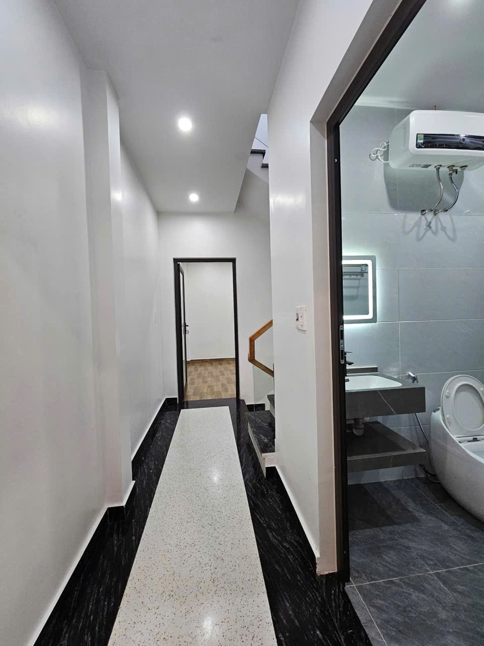 nhà xây mới ngõ 6xx Thiên lôi - lê chân # 3,9 tỷ 15981727