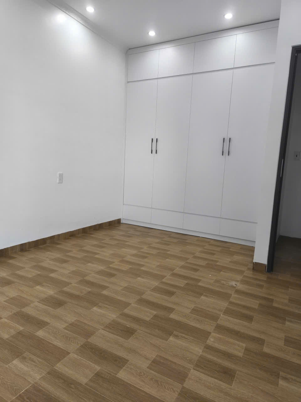 nhà xây mới ngõ 81 Đoàn kết - hải an 15981728