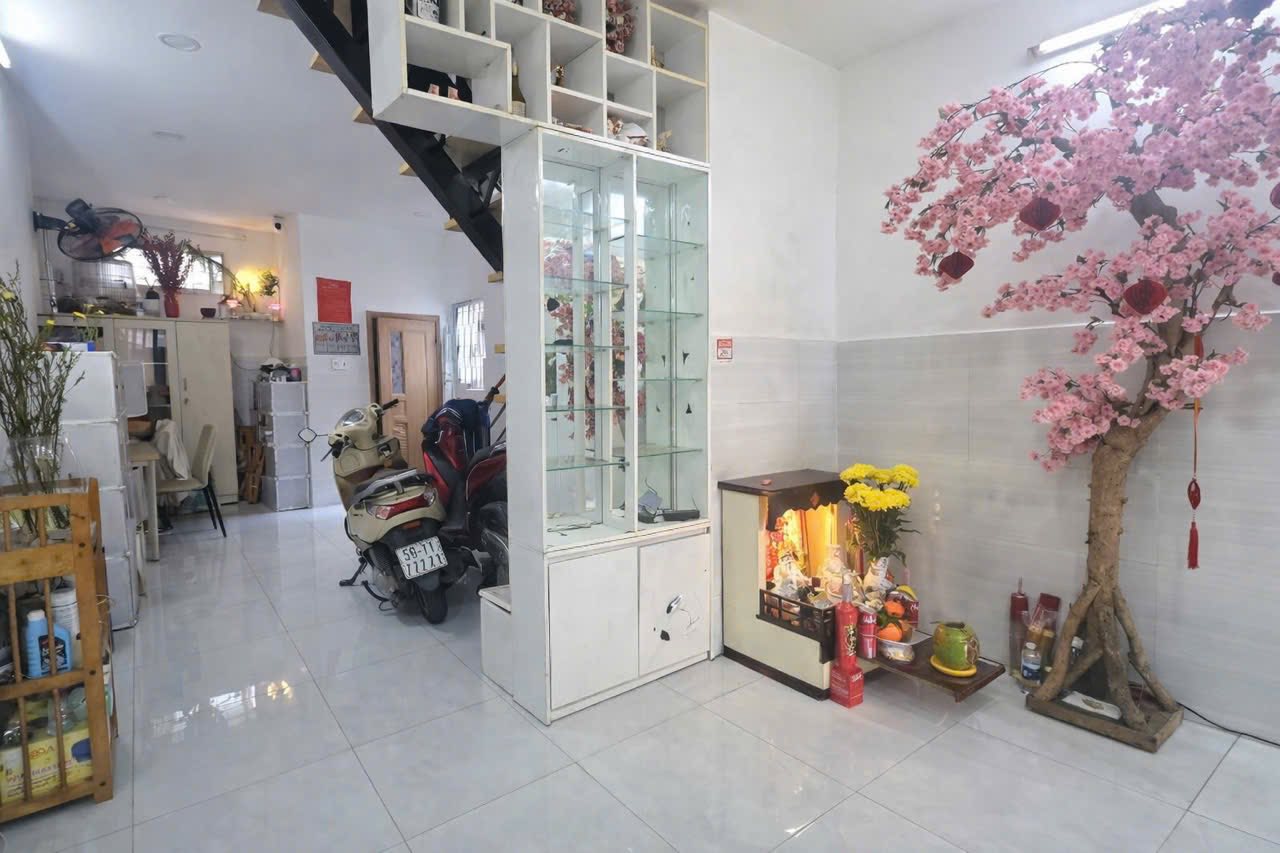 SÁT MẶT TIỀN PHAN ĐĂNG LƯU - NGAY NGÃ TƯ PHÚ NHUẬN - 3 TẦNG - 7,2 T.Ỷ 15981754