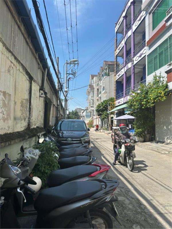 Nhà HXT 10m 1 trục Dương Quảng Hàm. 5x12 (CN 60m2) 1 Trệt 3 Lầu, Giá 9,6 tỷ TL. 15981760