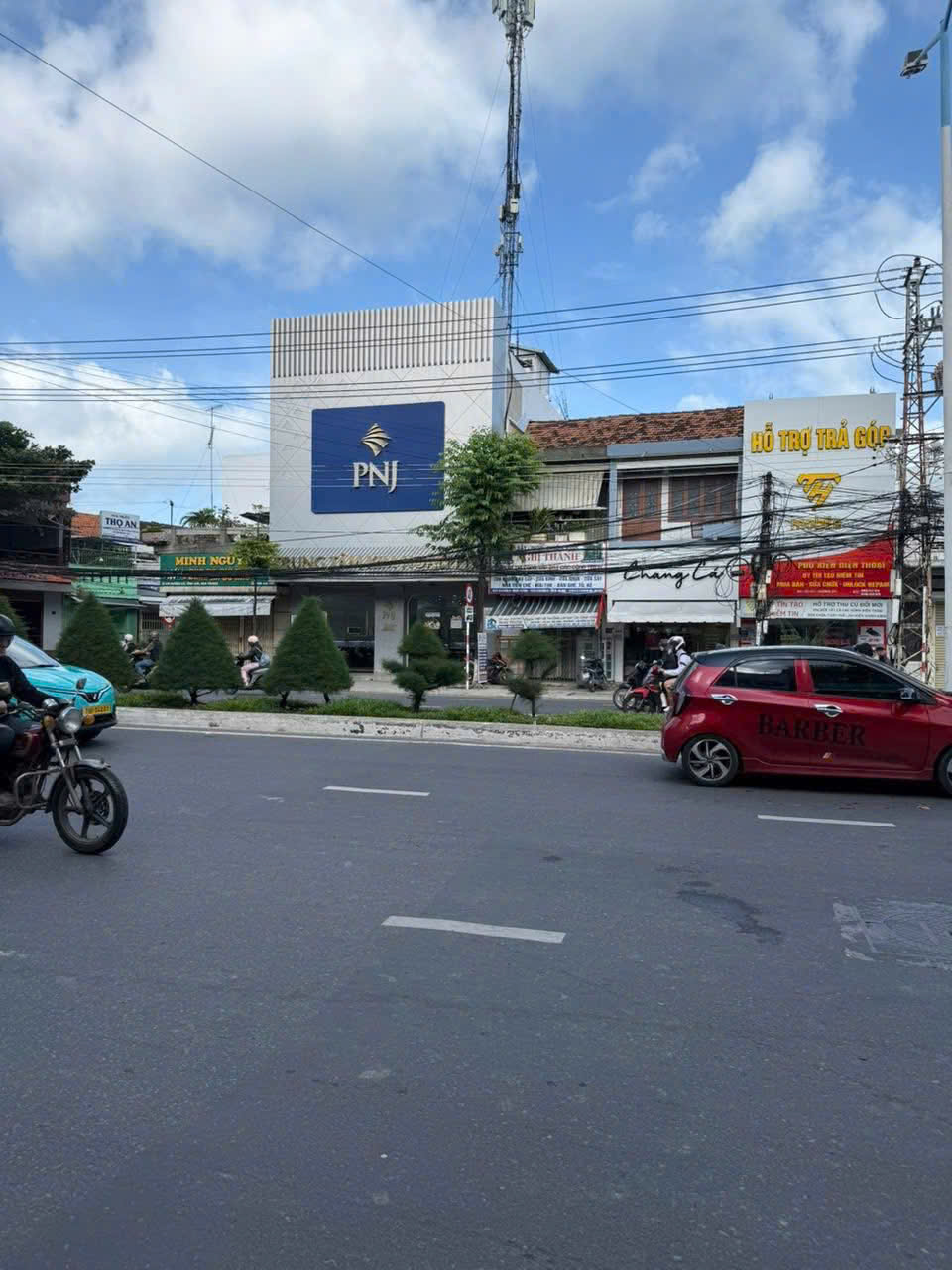 CHO THUÊ NHÀ NGUYÊN CĂN MẶT TIỀN ĐƯỜNG 2/4 – VĨNH HẢI, NHA TRANG 15981797