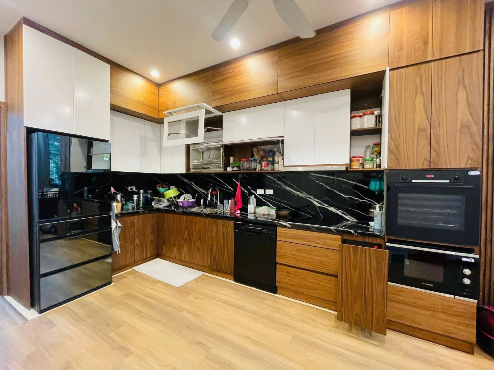 Rất hiếm! Bán nhà An Trạch 32m2, 4 tầng, mặt tiền gần 4.2m, nhỉnh 13 tỷ, ô tô tránh, vỉa hè 15981805