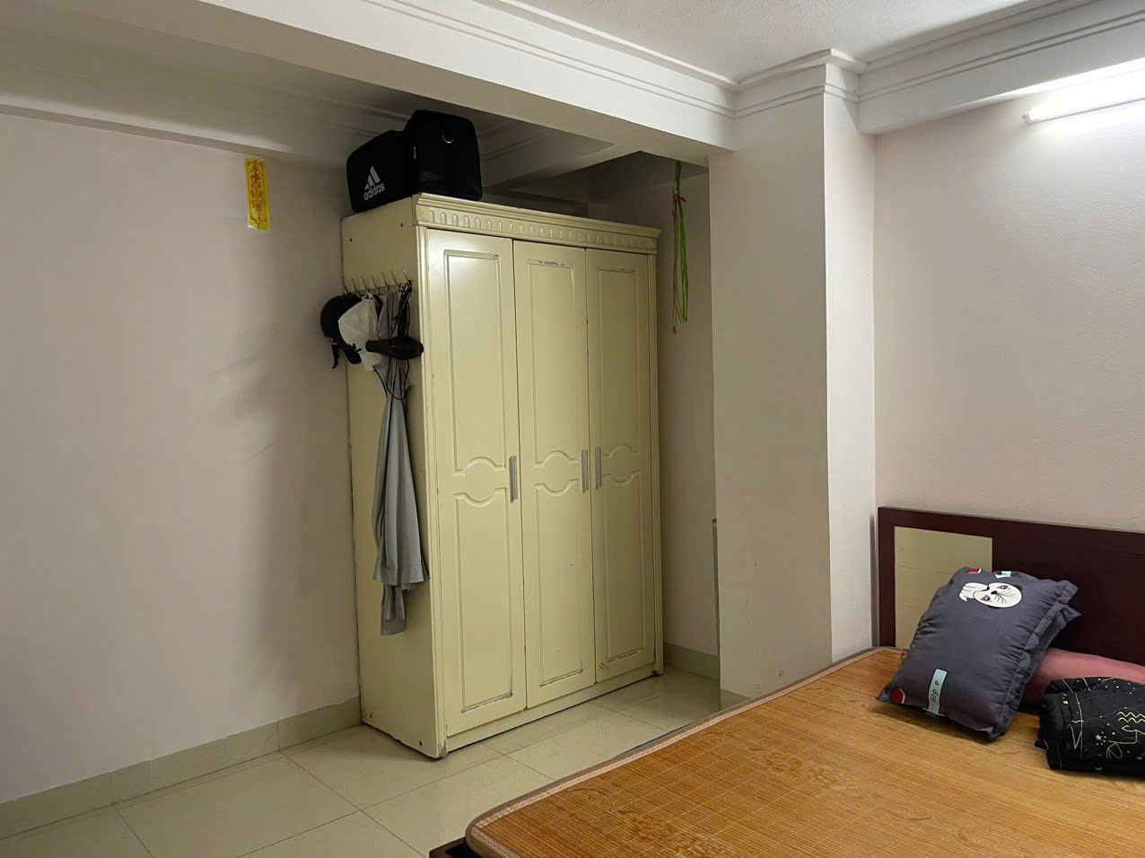 Cho thuê phòng trọ tầng 1 tại Thạch Bàn, Long Biên, Hà Nội 15981817