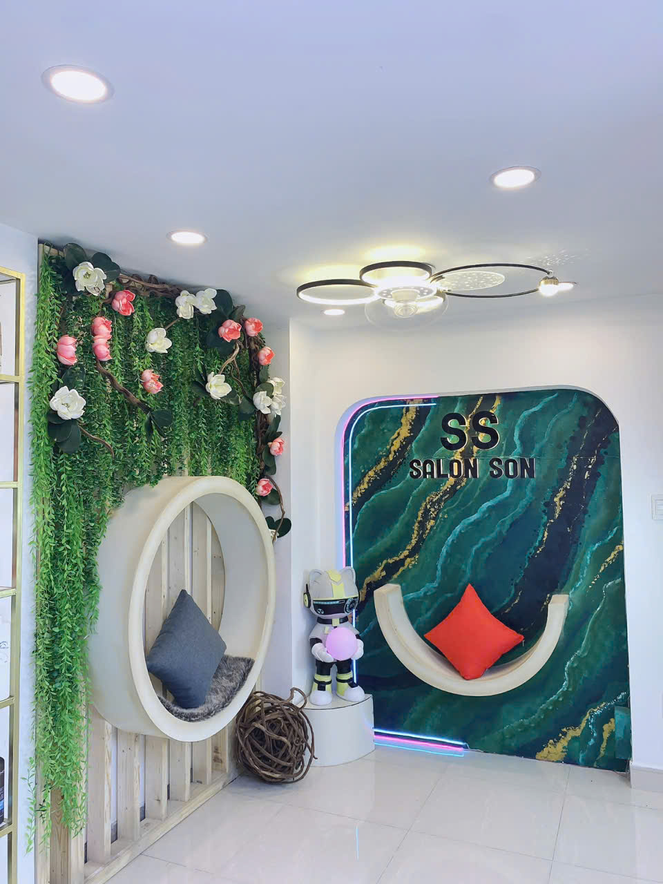 CẦN SANG NHƯỢNG SALON TÓC CÓ PHÒNG Ở LẠI TẠI QUẬN 5 15981881