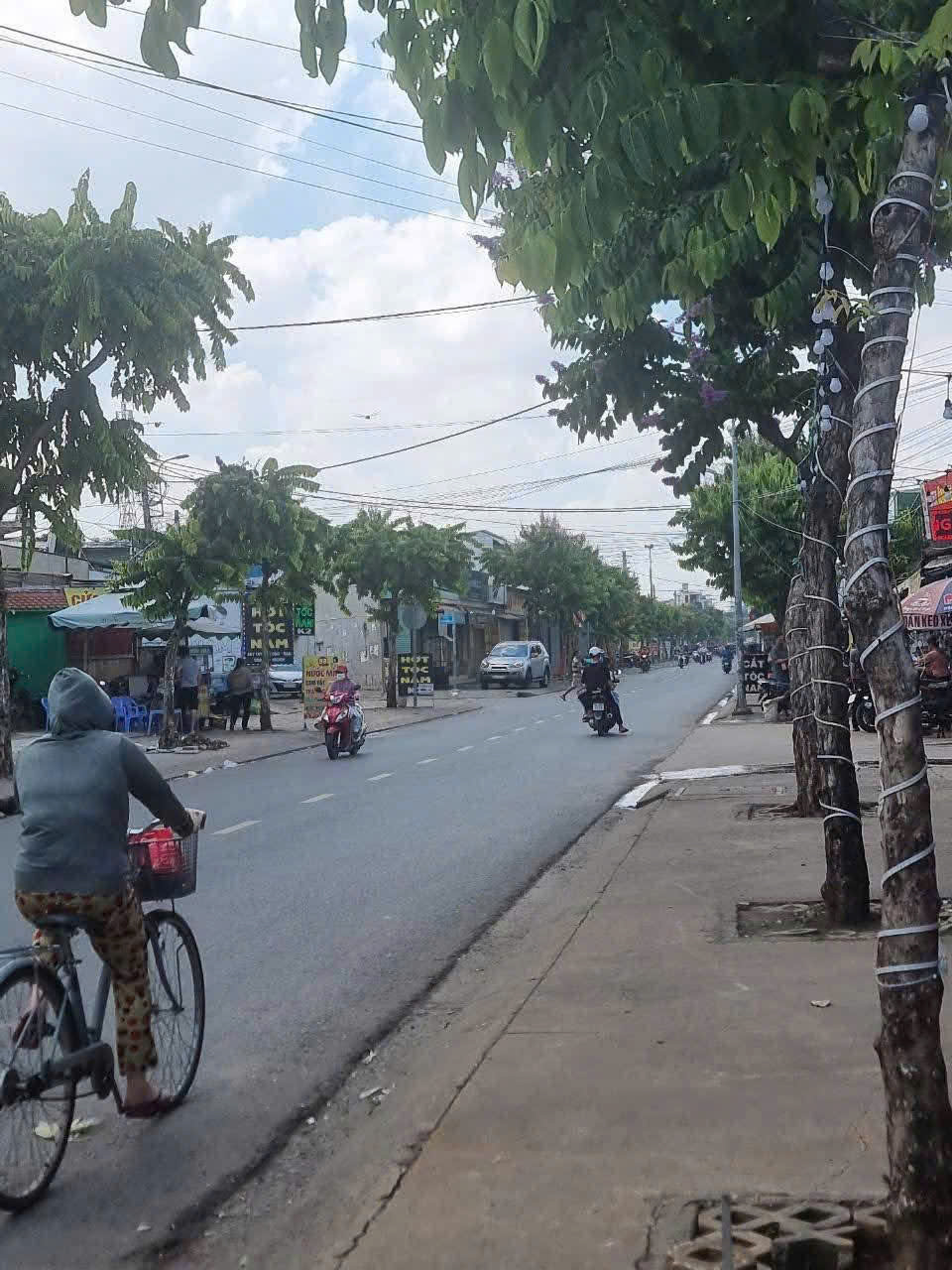 GIẢM SỐC 3,5 TỶ NHÀ MẶT TIỀN SONG HÀNH Q12 – 4 TẦNG CÓ THANG MÁY – CHỈ 11,5 TỶ. 15981897