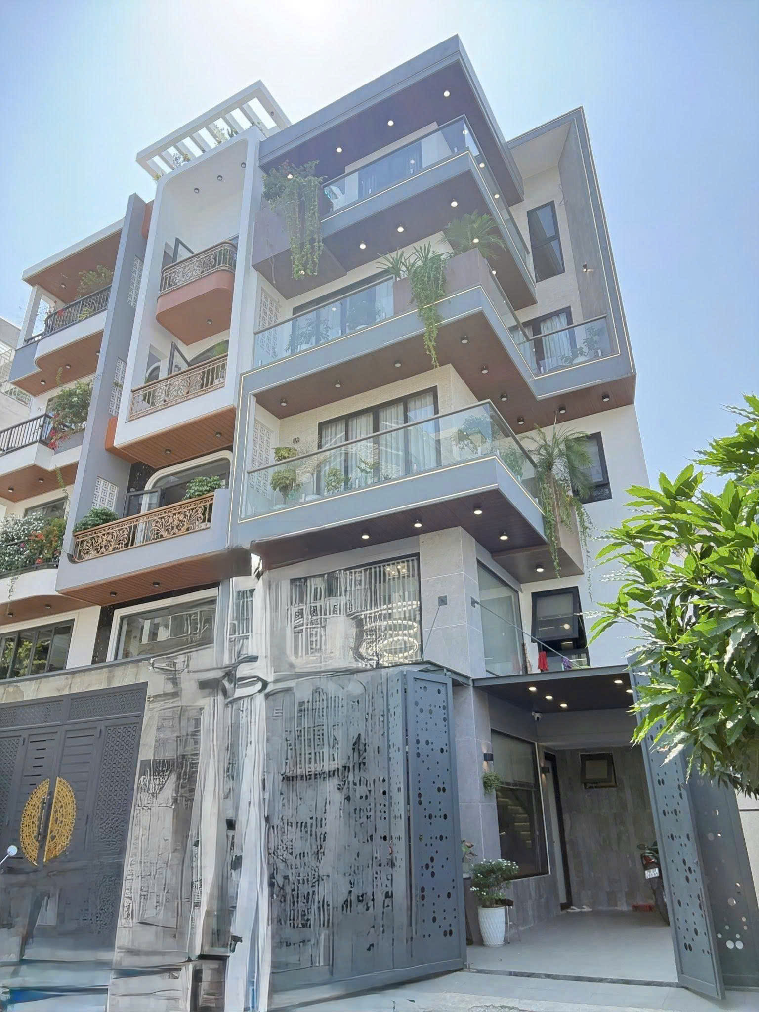 Bán nhà Biệt thự - Hẻm 6m Nguyễn Tư Giản, ngay EMART, 7,9x12m, 5 Tầng, 4PN, 11,3 tỷ. 15981919