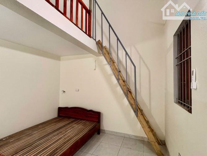 CHO THUÊ NHÀ 1 TẦNG+GÁC XÉP (DTSD=32M2)+NỘI THẤT, NGÕ Ô TÔ GIÁ TỐT- MẶT NGÕ 42 THỊNH LIỆT, HOÀNG MAI 15981924