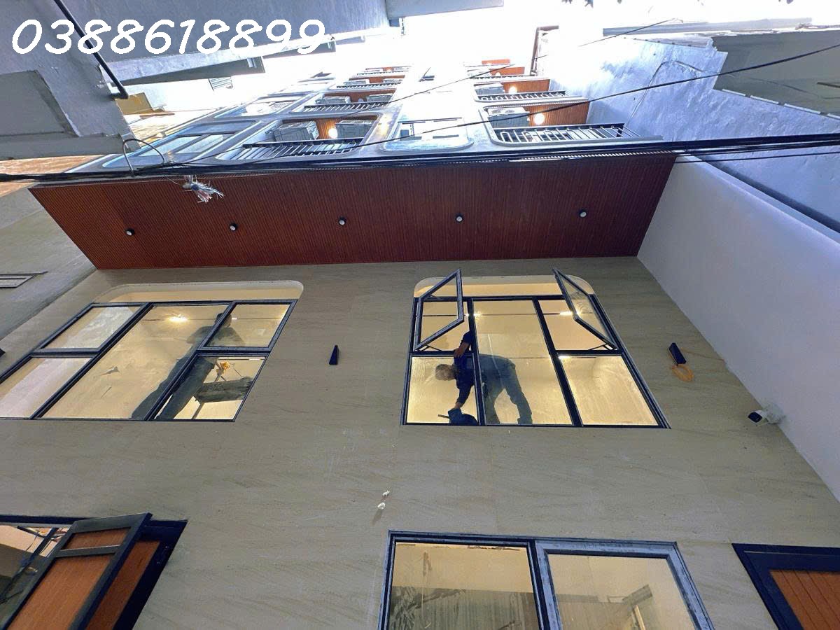 BÁN TOÀ NHÀ CHDV XÂY MỚI CAO CẤP PHÙNG CHÍ KIÊN - 99M x 8T THANG MÁY, MT 8,5M -  🚘🚘🚘 Ô TÔ 7 CHỖ 15981925