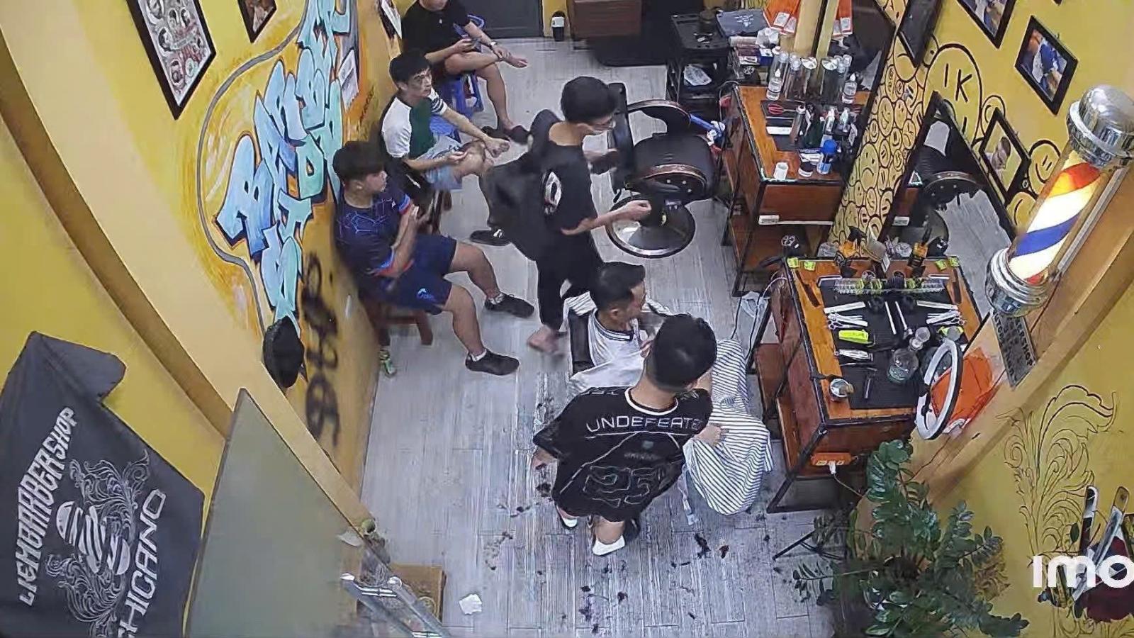 Sang quán tóc nam tại Vũ Tông Phan, Phường Khương Đình, Thanh Xuân 15981940