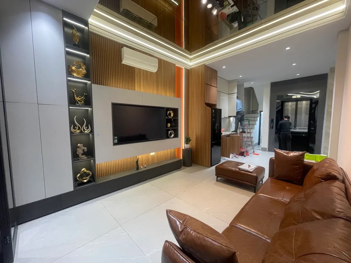 MUA NHÀ TÀI CHÍNH 14 TỶ PHỐ BỒ ĐỀ 45M2, 6T THANG MÁY. BẠN ĐỪNG BỎ LỠ CƠ HỘI NÀY 15981941