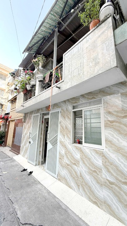 5.68 tỷ Nhà hẻm / Dương Bá Trạc P1Q8 (P.Chánh Hưng) 15981948