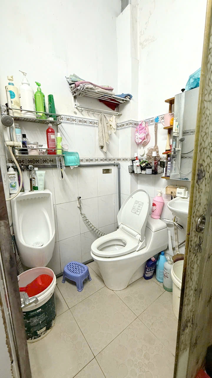 5.68 tỷ Nhà hẻm / Dương Bá Trạc P1Q8 (P.Chánh Hưng) 15981948