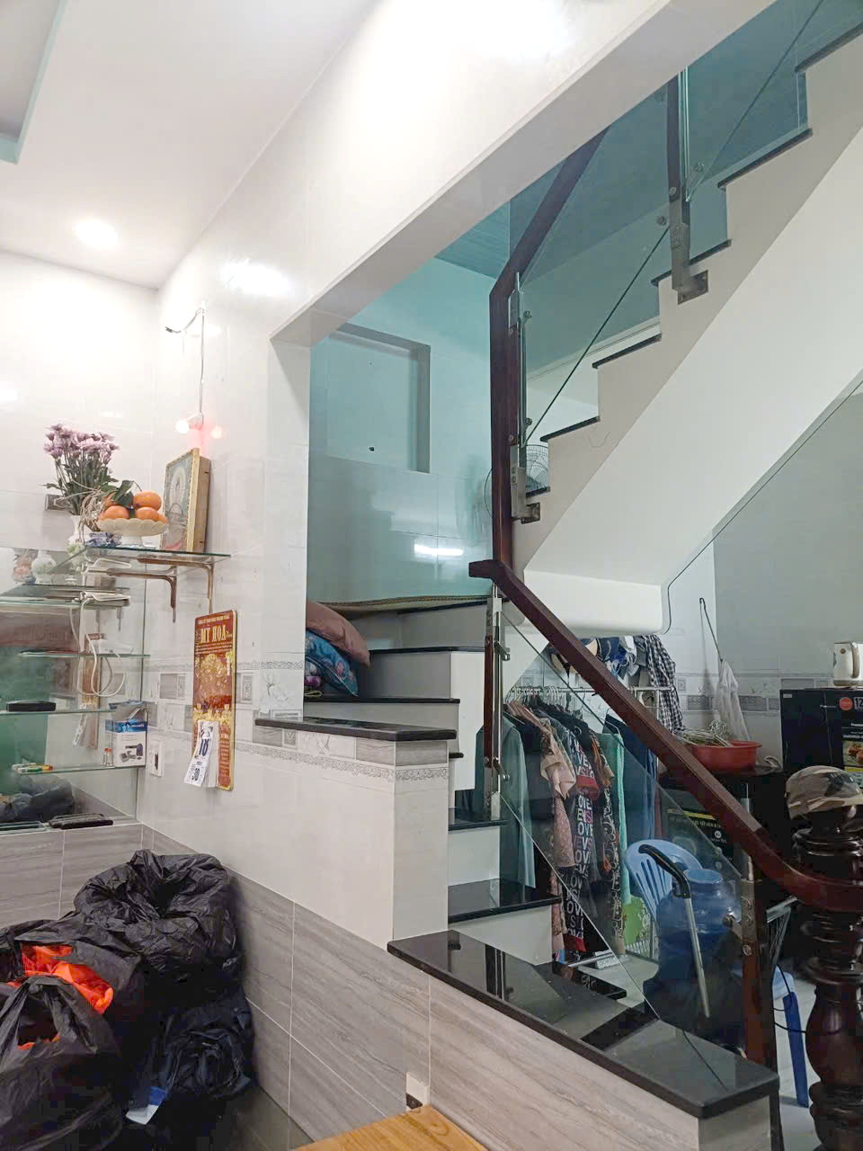 Nhà góc 2 tầng hẻm 23 đường Hồ Thành Biên P4Q8. Giá: 2.85 tỷ 15981955