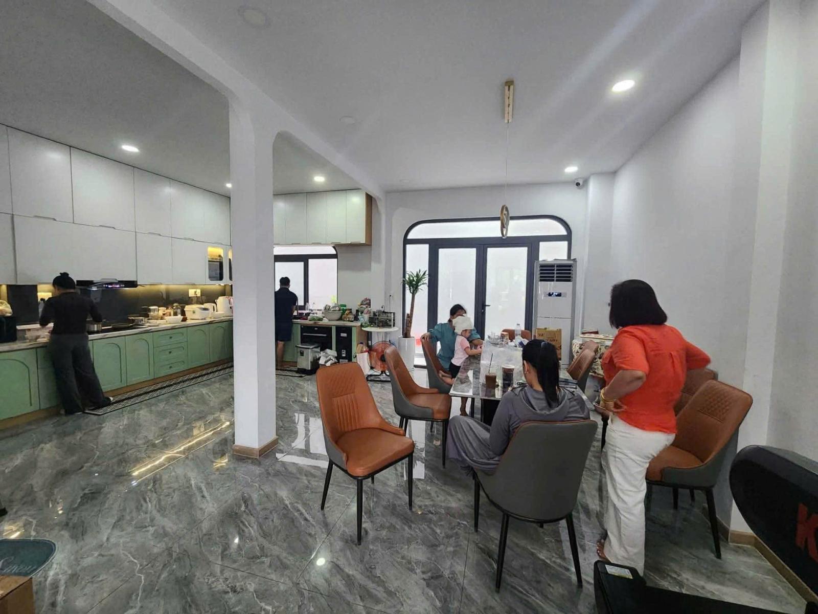 MẶT TIỀN NGANG 7M – TRUNG TÂM TÂN QUY – Q7 NHỈNH 17.x tỉ 15981976